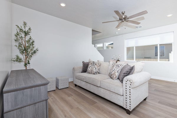 2604 N CLARK PKWY, CEDAR CITY, UT 84721 - Image 3df074ef53b78b65fc65acbfdace2e36/1827205723