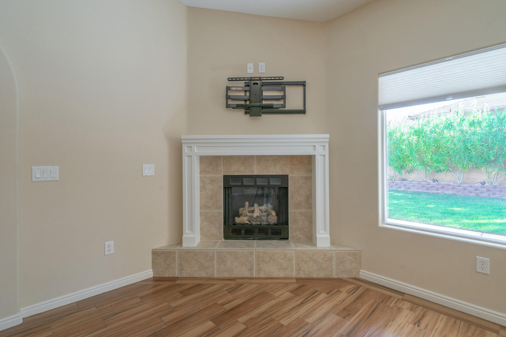 SILVERCREEK TOWNHOMES - Residential