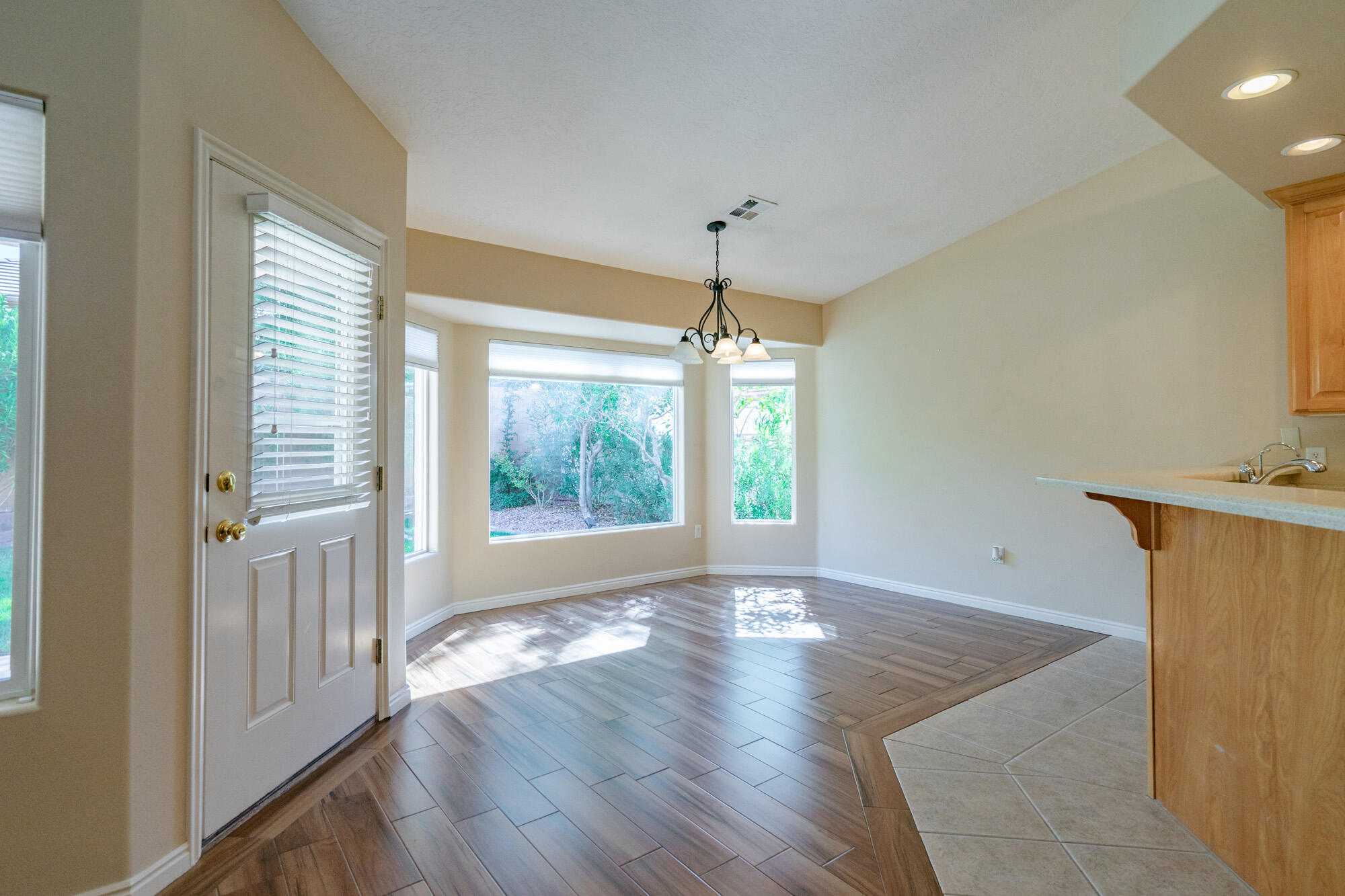 SILVERCREEK TOWNHOMES - Residential