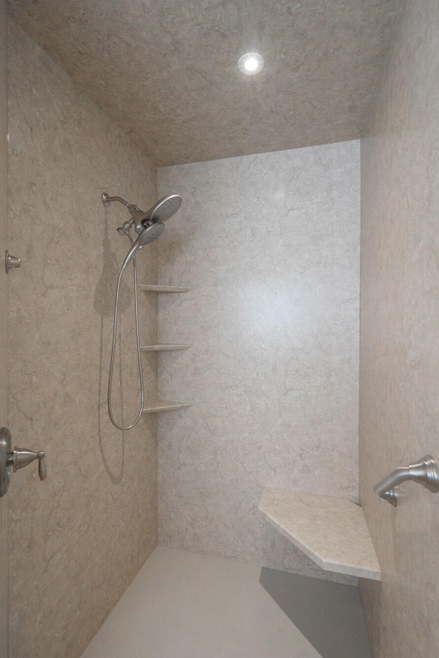 SILVERCREEK TOWNHOMES - Residential