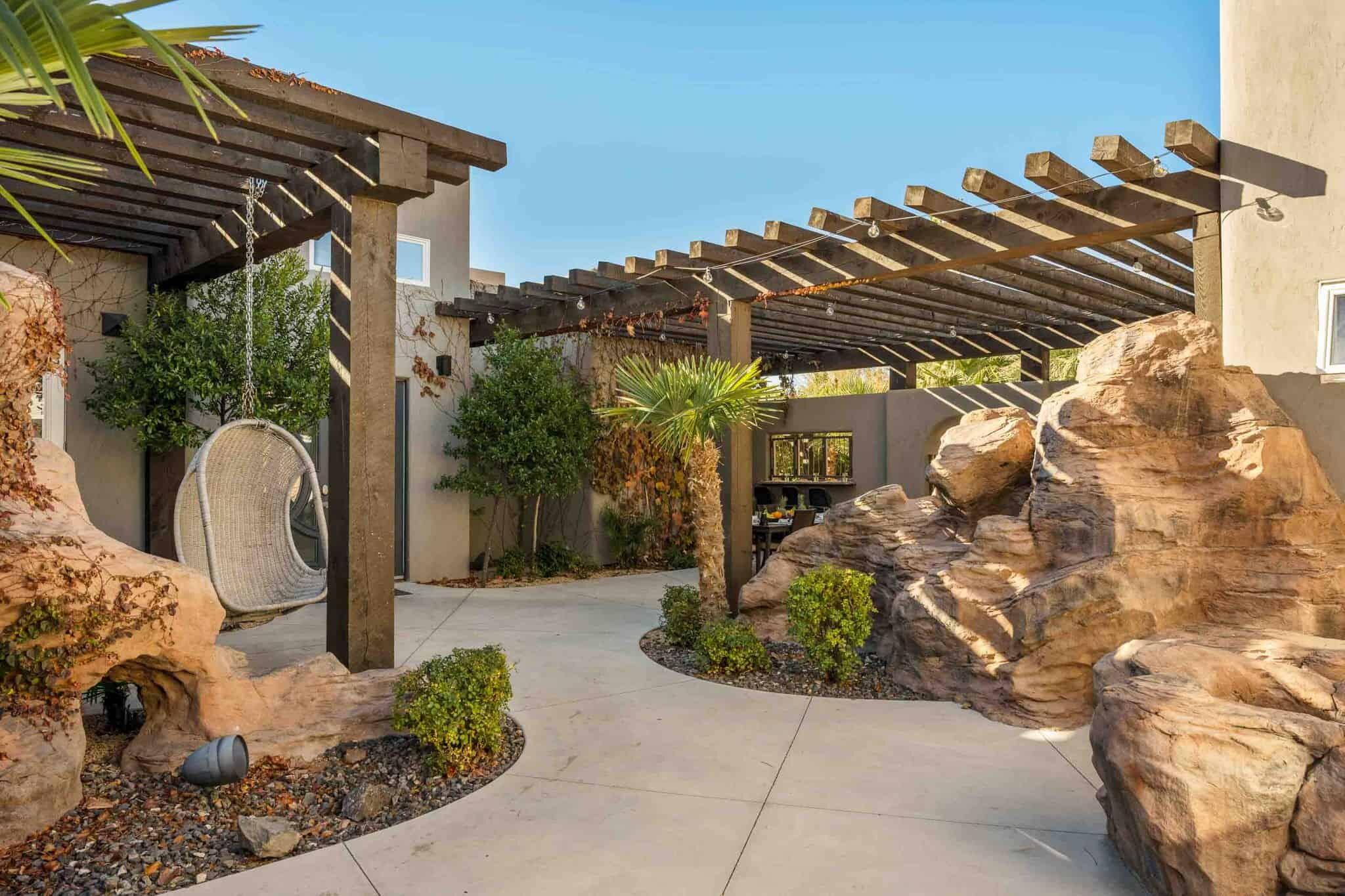 ADOBE HILLS - Residential