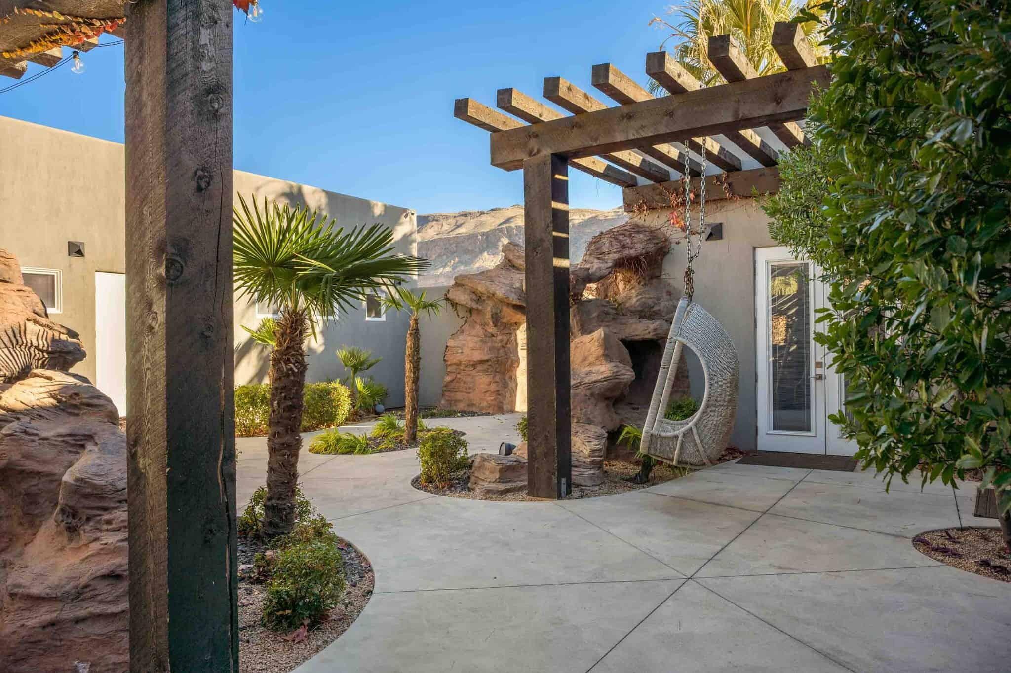 ADOBE HILLS - Residential