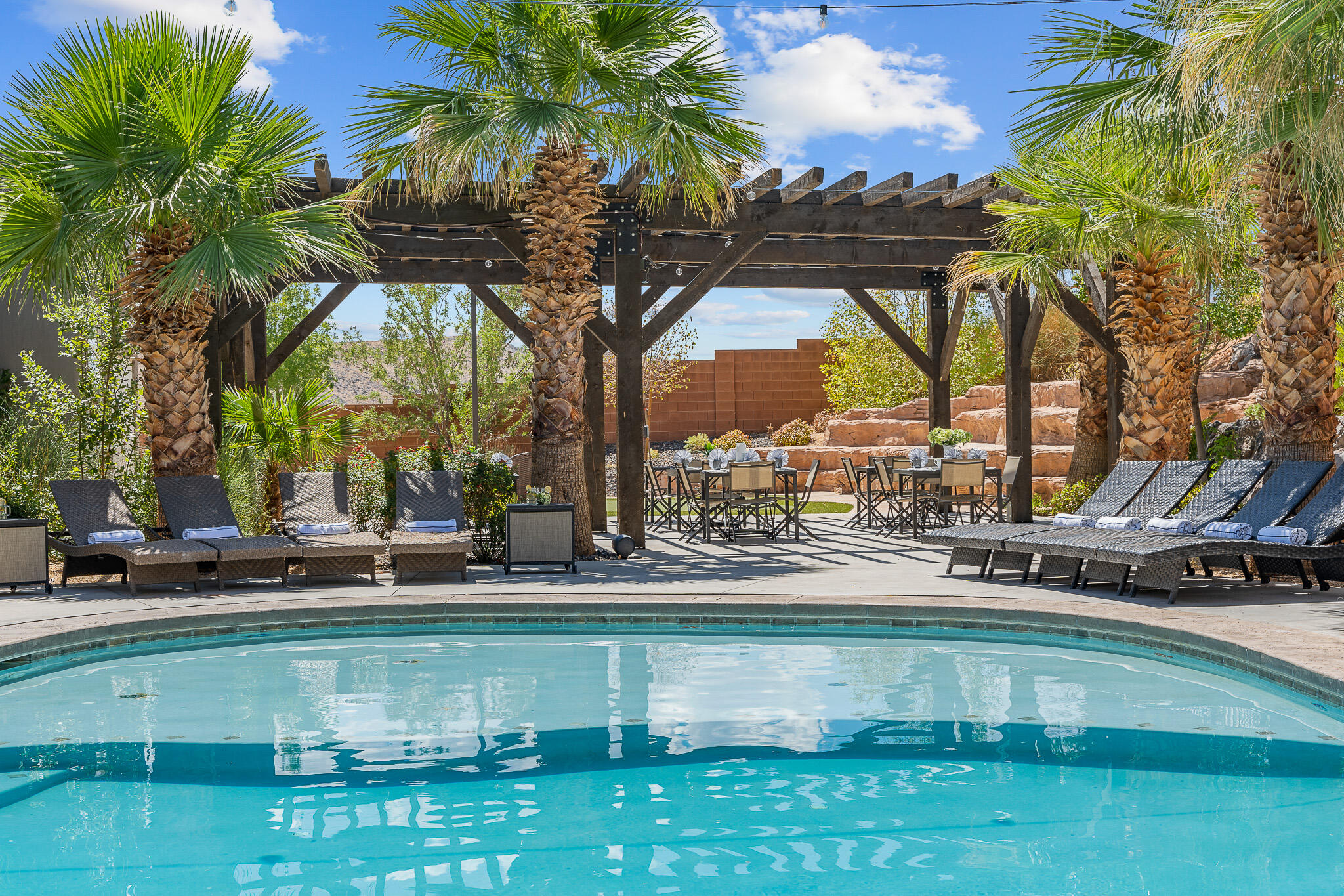 ADOBE HILLS - Residential