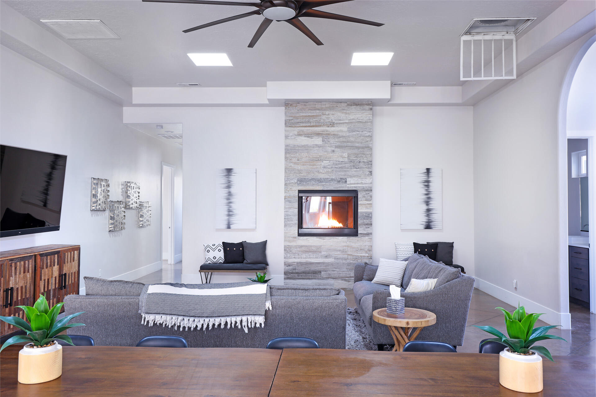 ADOBE HILLS - Residential