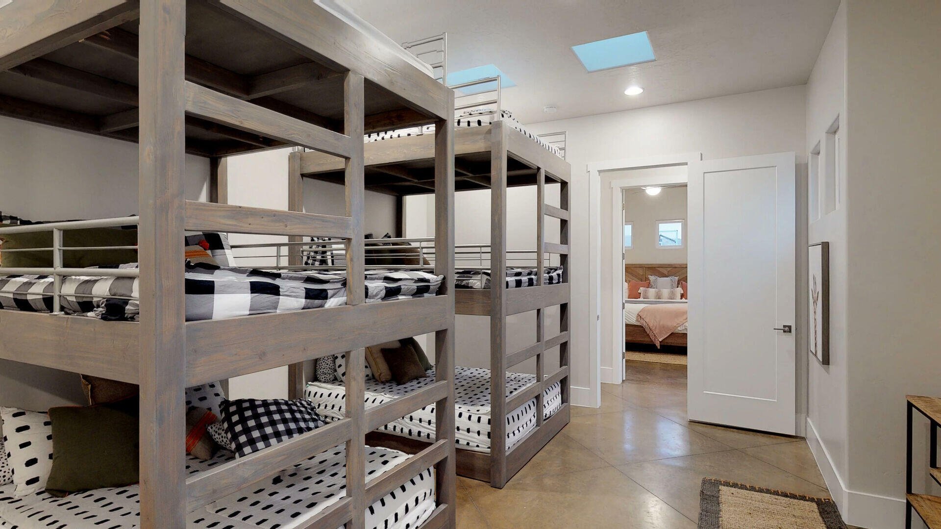 ADOBE HILLS - Residential