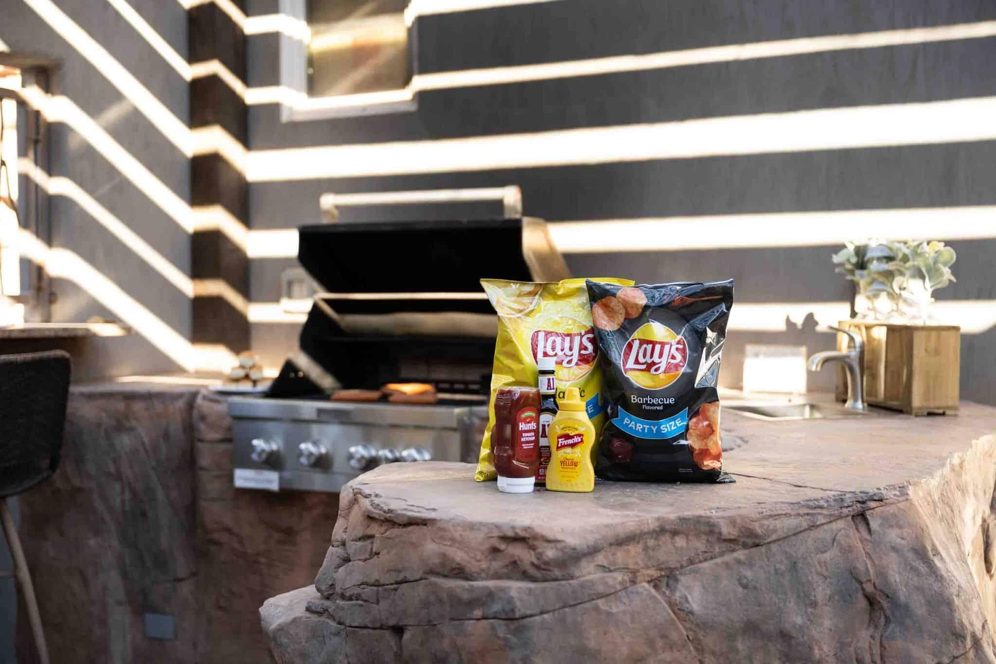 ADOBE HILLS - Residential