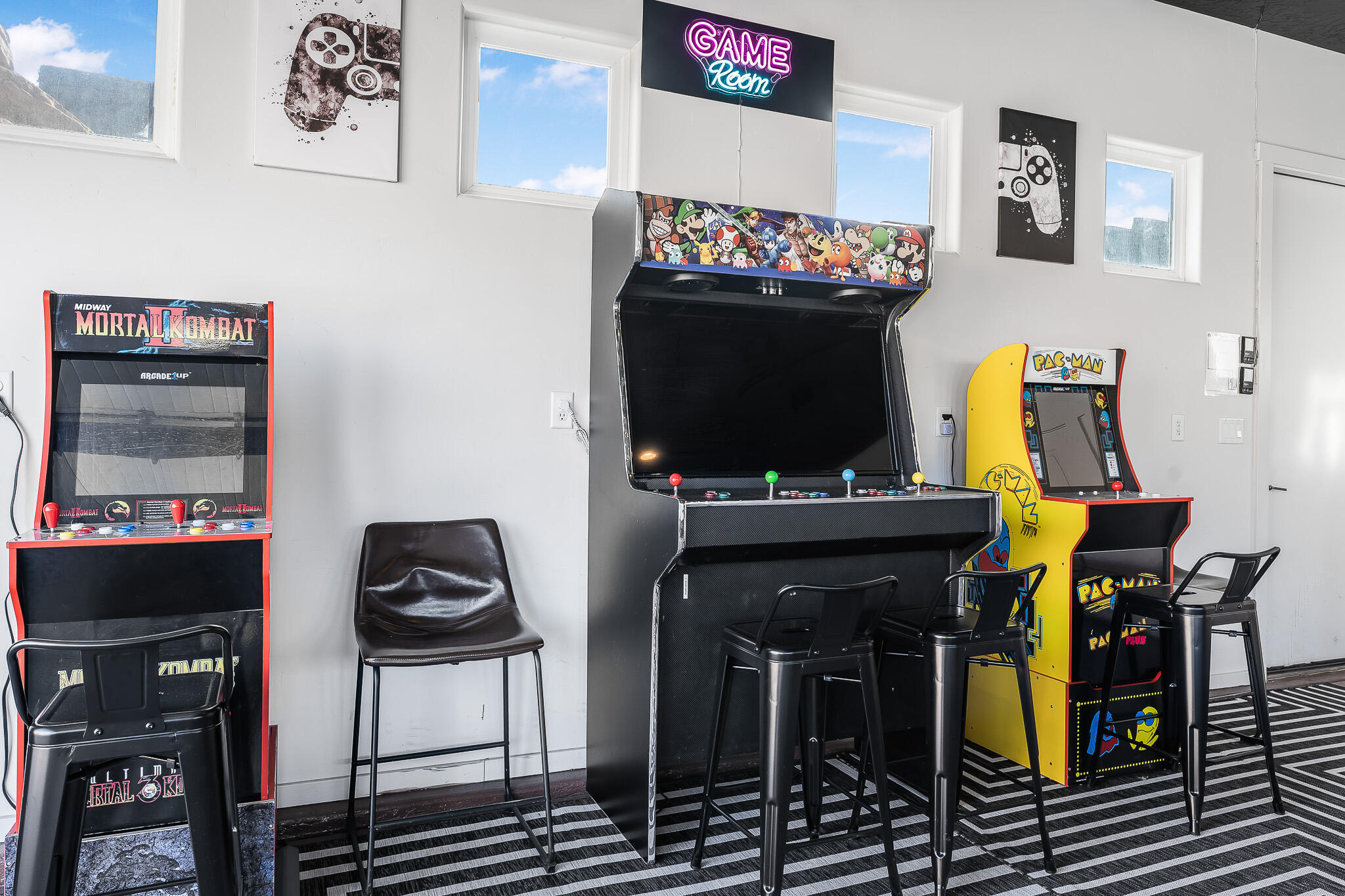 ADOBE HILLS - Residential