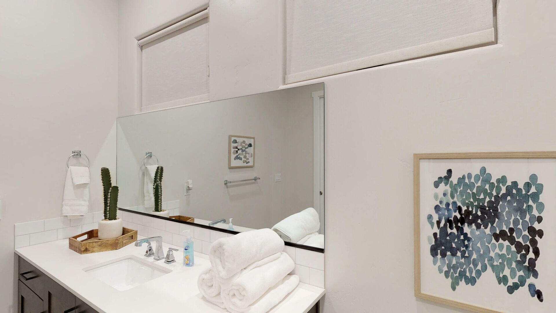 ADOBE HILLS - Residential