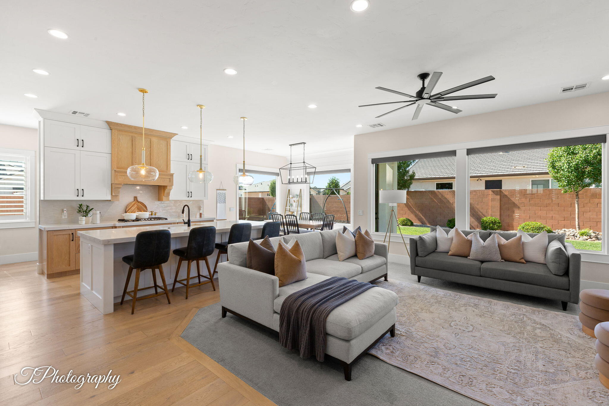 CRIMSON FIELDS - Residential