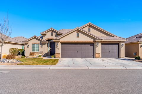 Photo of 559 S Ascend DR, Washington, UT 84780 (MLS # 26-268551)