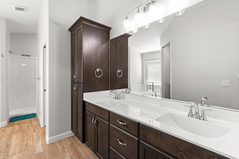 Tiny photo for 559 S Ascend DR, Washington, UT 84780 (MLS # 26-268551)