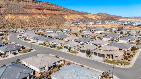 Tiny photo for 559 S Ascend DR, Washington, UT 84780 (MLS # 26-268551)