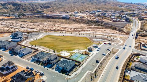 Tiny photo for 559 S Ascend DR, Washington, UT 84780 (MLS # 26-268551)