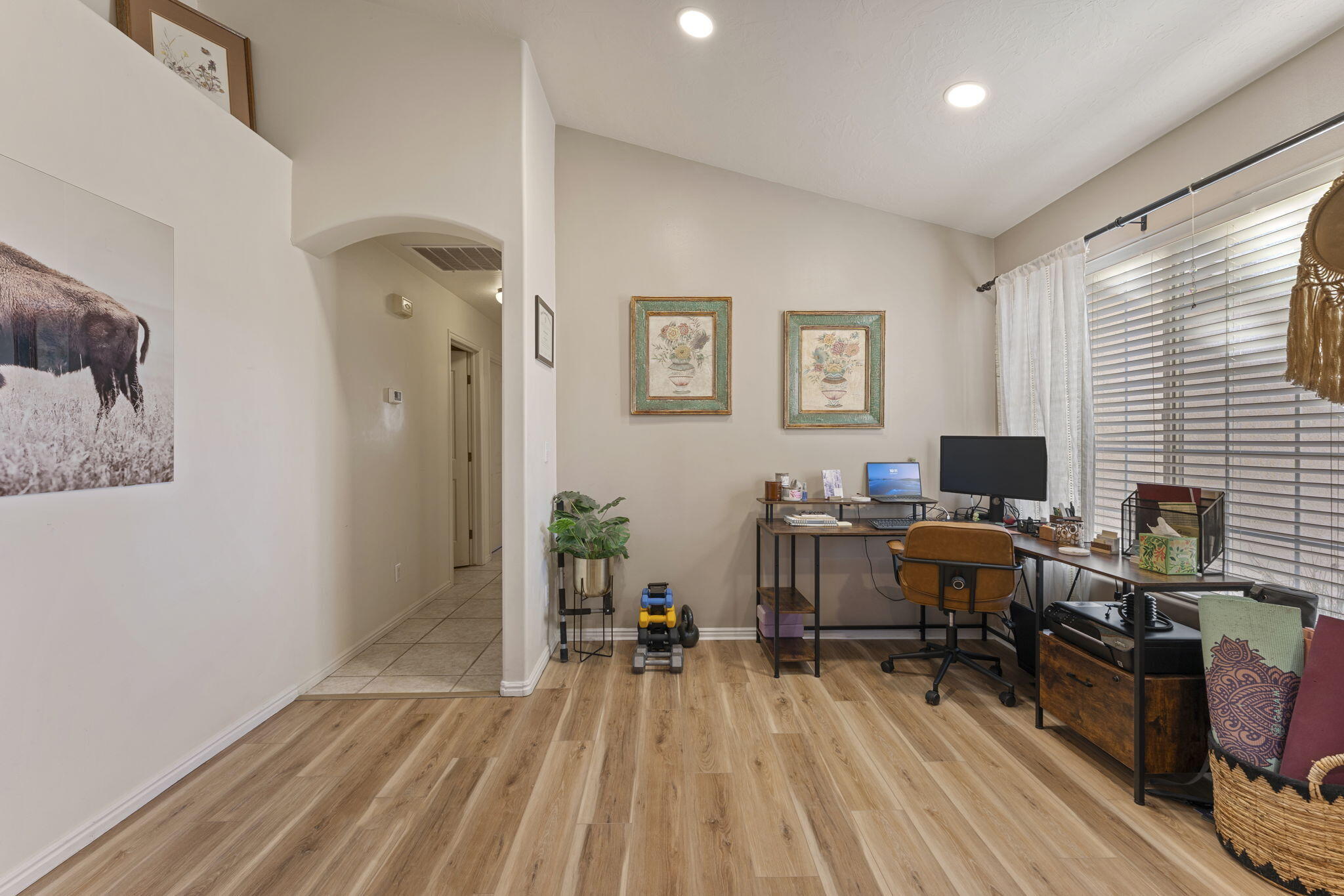 RED MOUNTAIN TOWNHOMES - Residential