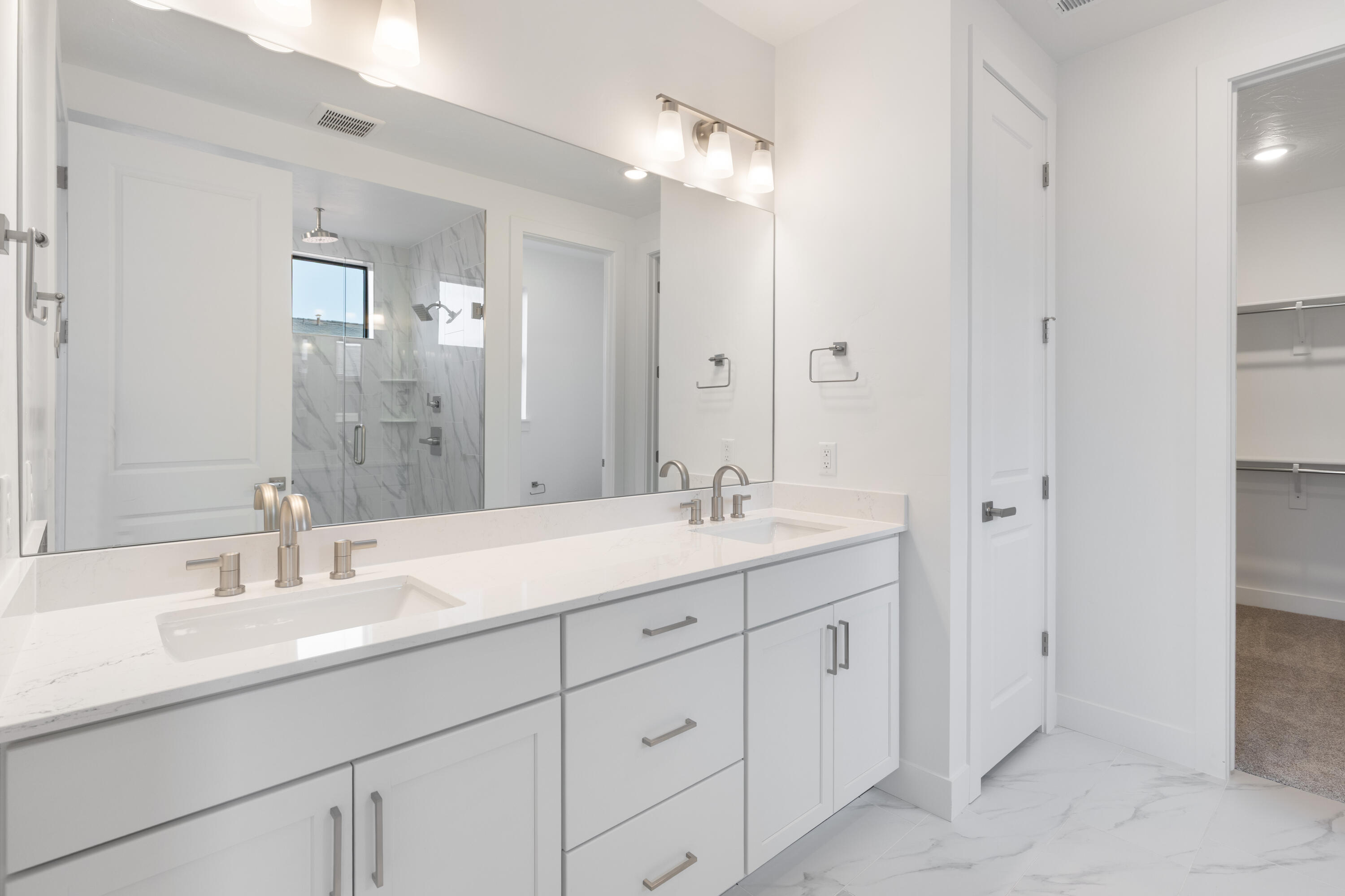 DESERT COVE ESTATES - Residential