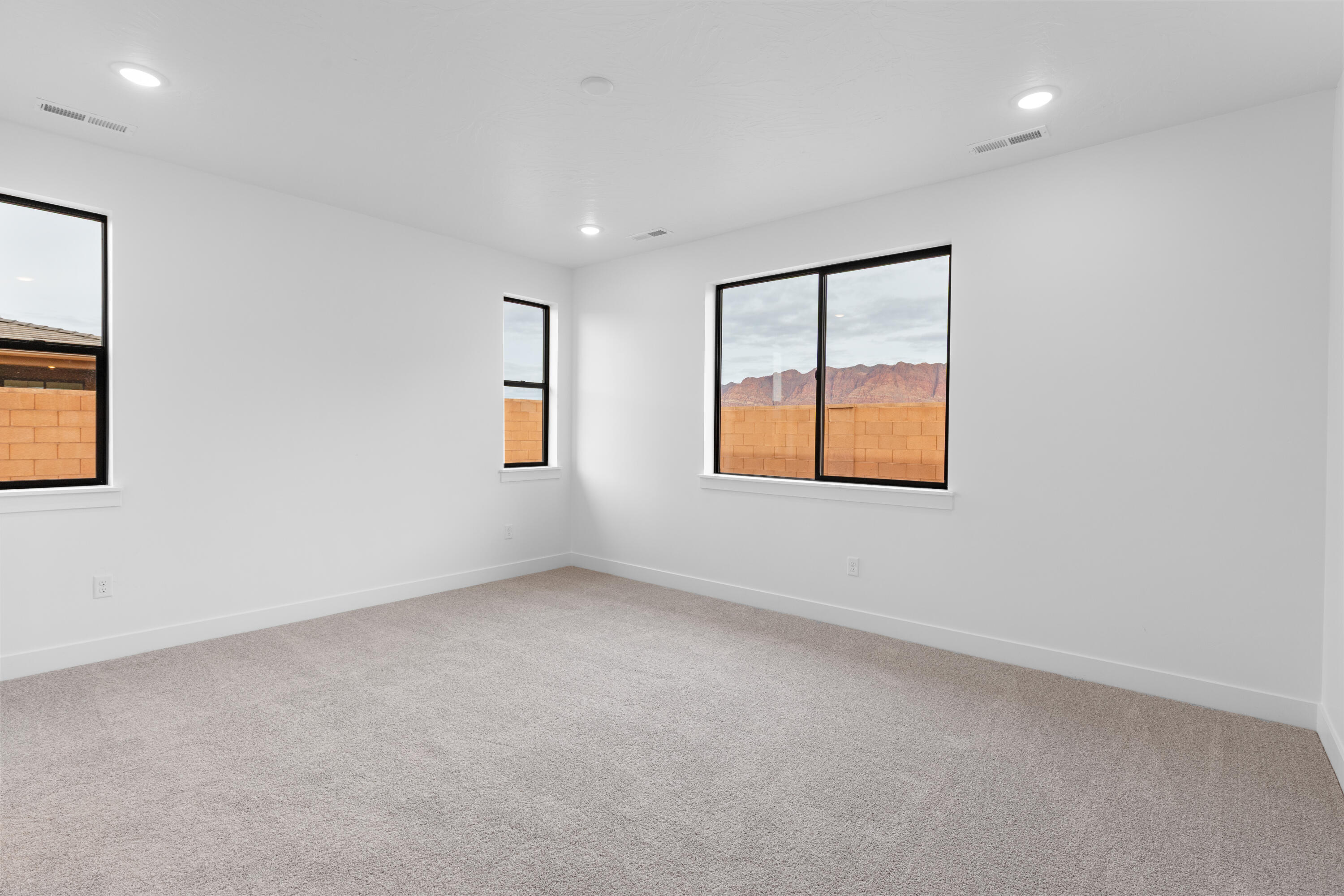 DESERT COVE ESTATES - Residential