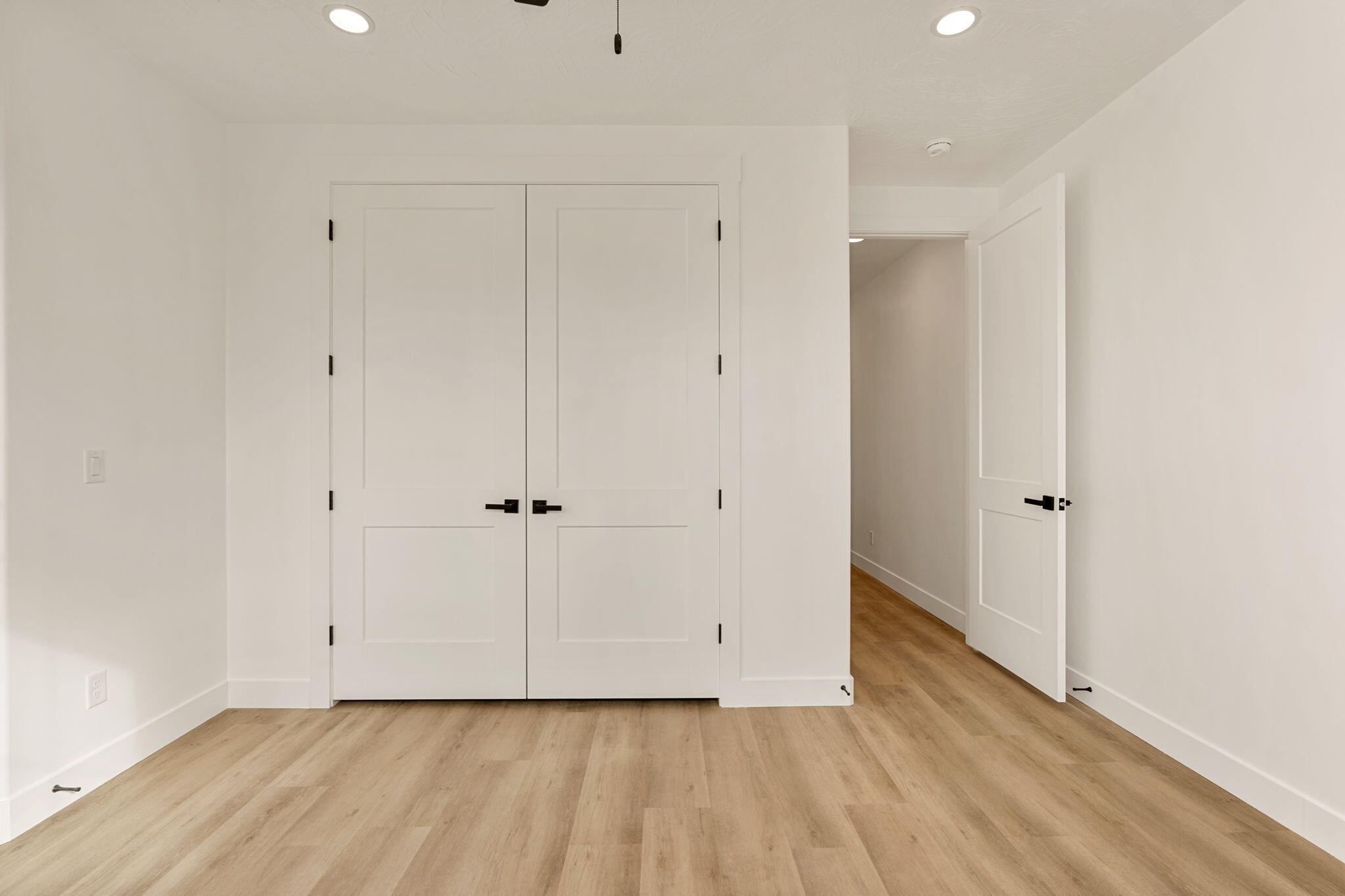 SCENIC POINTE - Residential