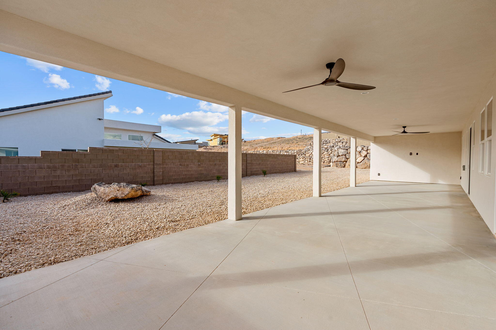 SCENIC POINTE - Residential