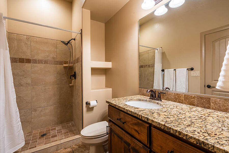 SKY RIDGE TOWNHOMES - Residential