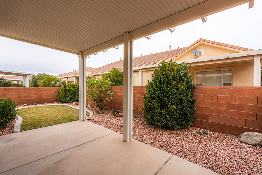 SKY RIDGE TOWNHOMES - Residential