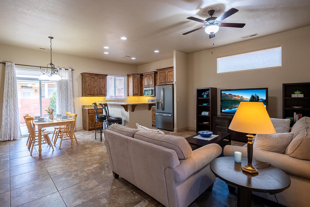 SKY RIDGE TOWNHOMES - Residential