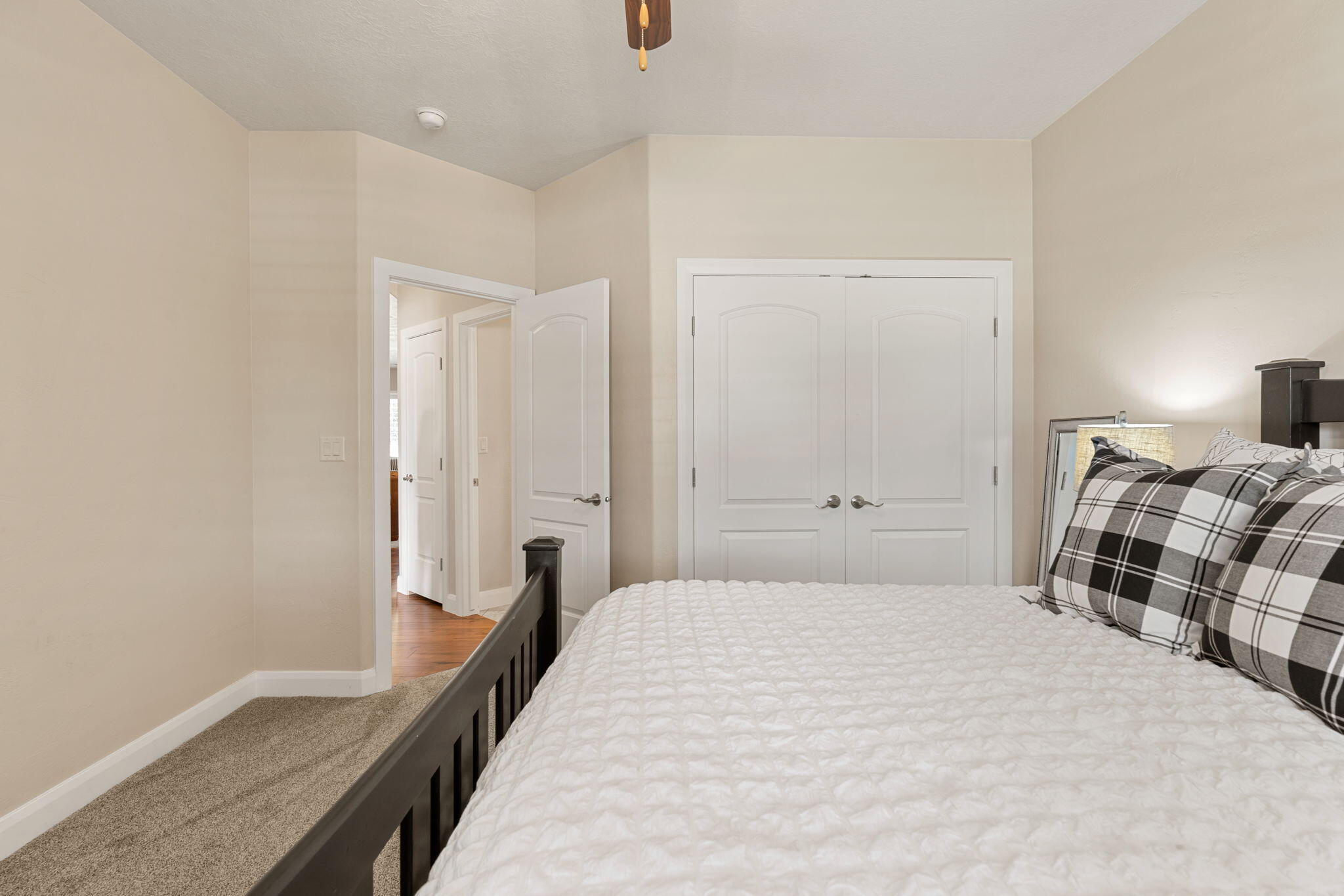 HERITAGE FIELDS - Residential