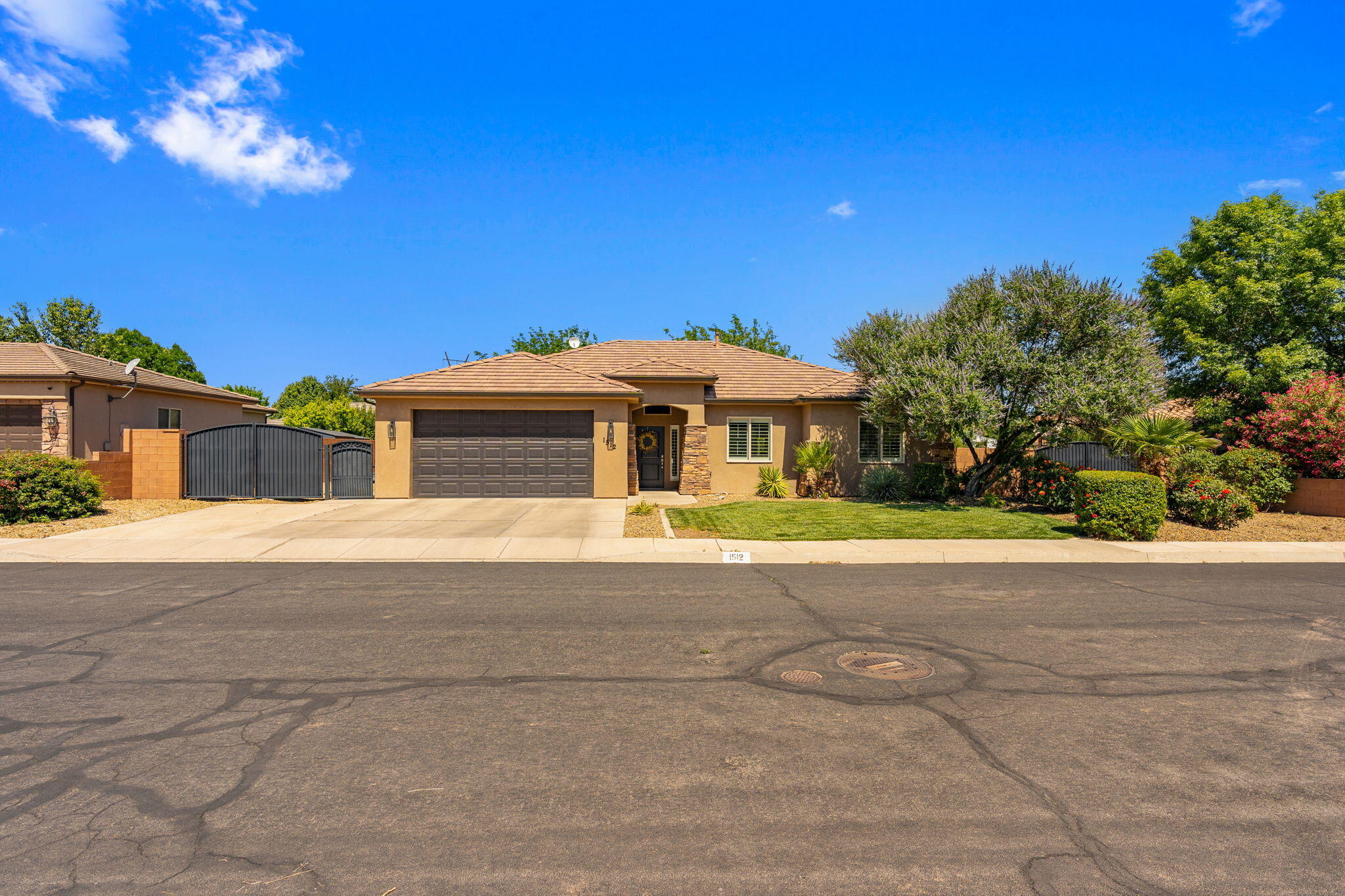 HERITAGE FIELDS - Residential