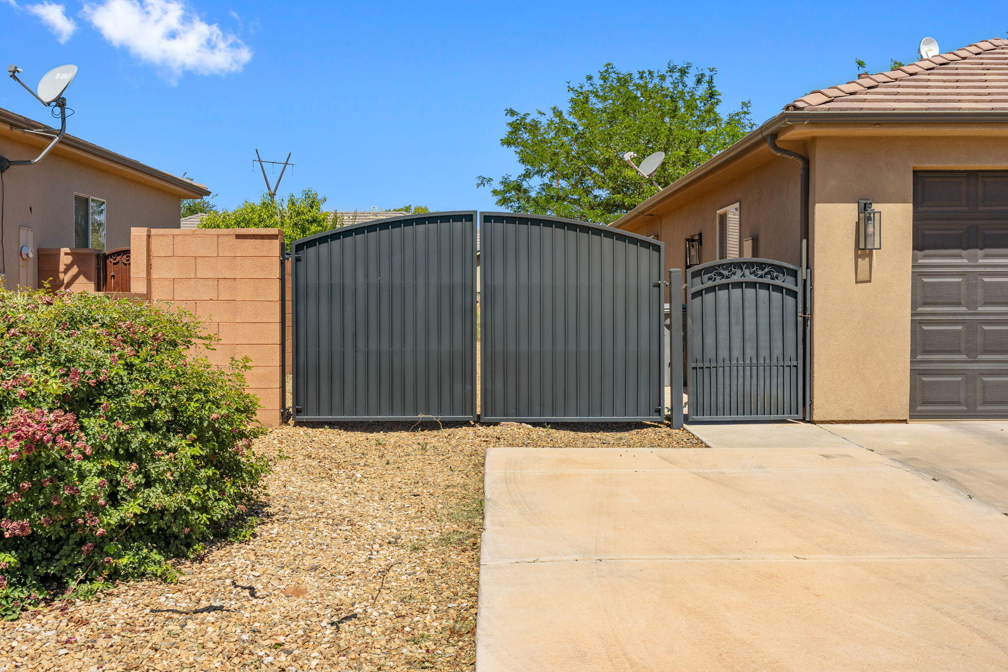 HERITAGE FIELDS - Residential