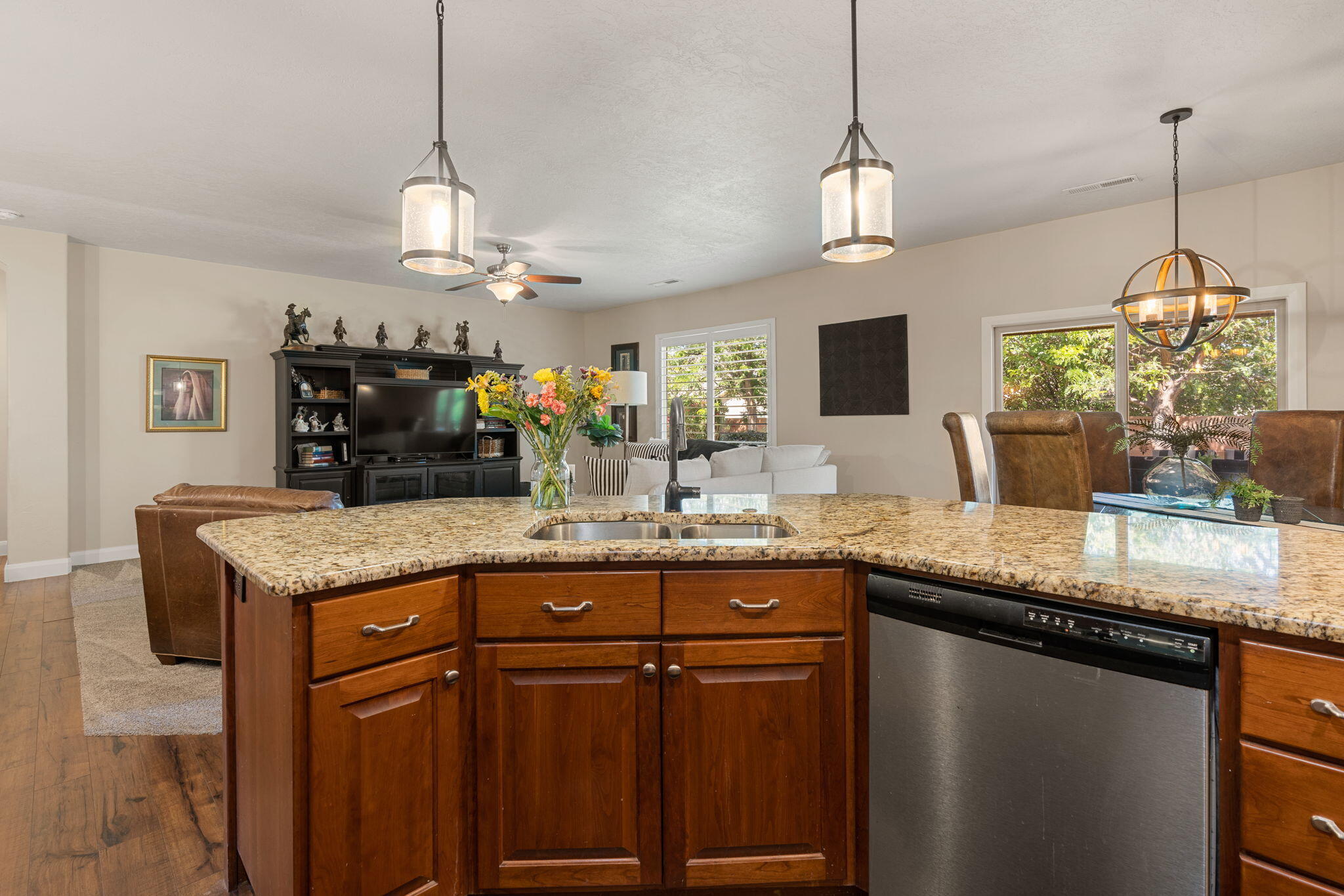 HERITAGE FIELDS - Residential