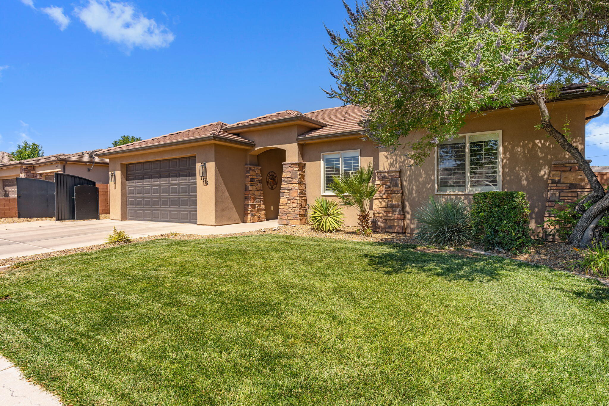 HERITAGE FIELDS - Residential