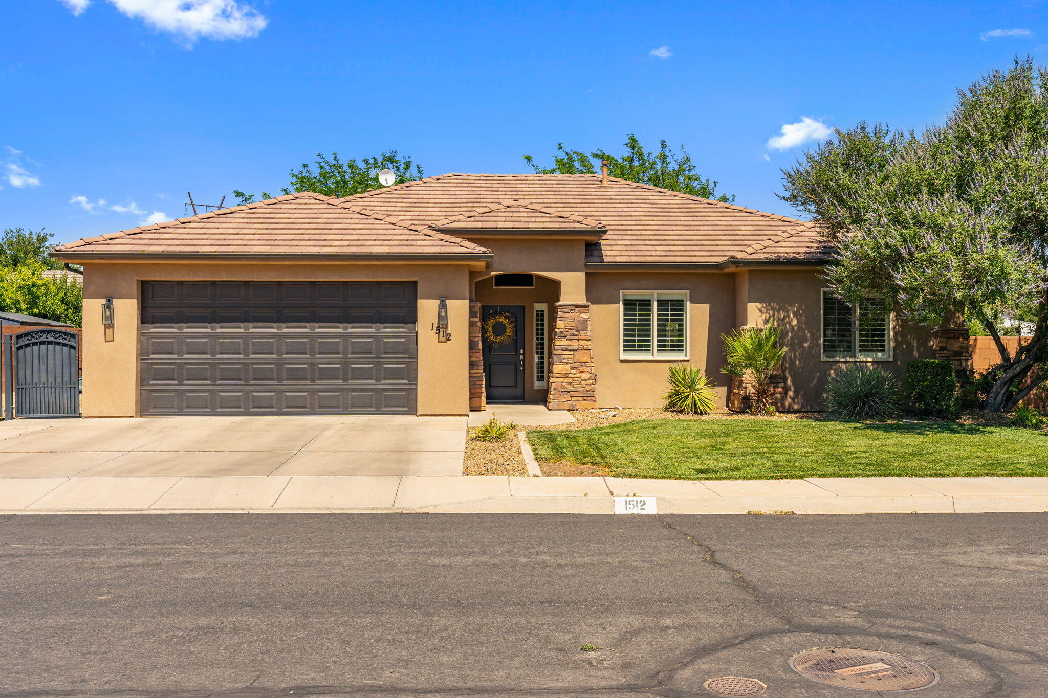 HERITAGE FIELDS - Residential