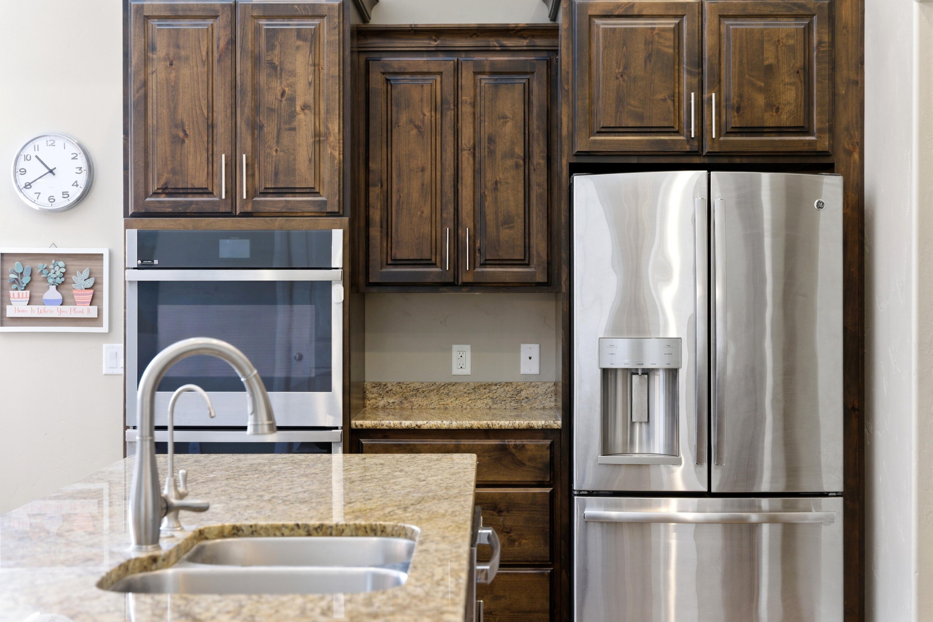 TWIN CREEKS AT STONEBRIDGE - Residential