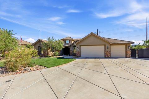 Photo of 508 N 1910 ST, Saint George, UT 84770 (MLS # 26-271762)
