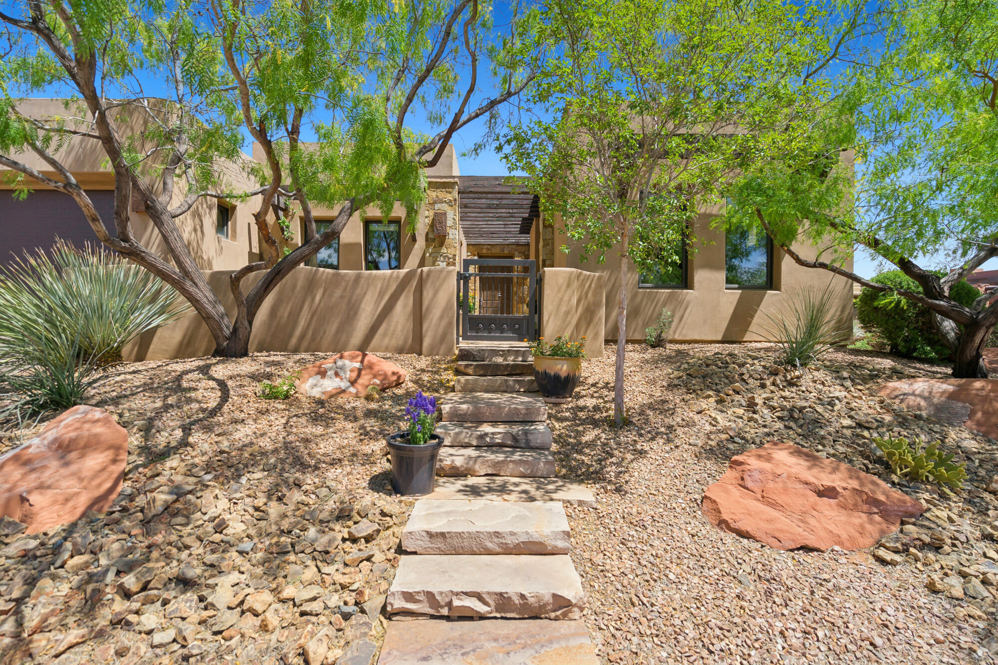 CLIFFS OF SNOW CANYON - Residential