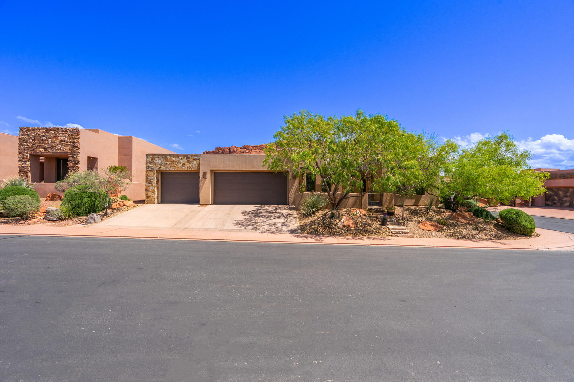 CLIFFS OF SNOW CANYON - Residential