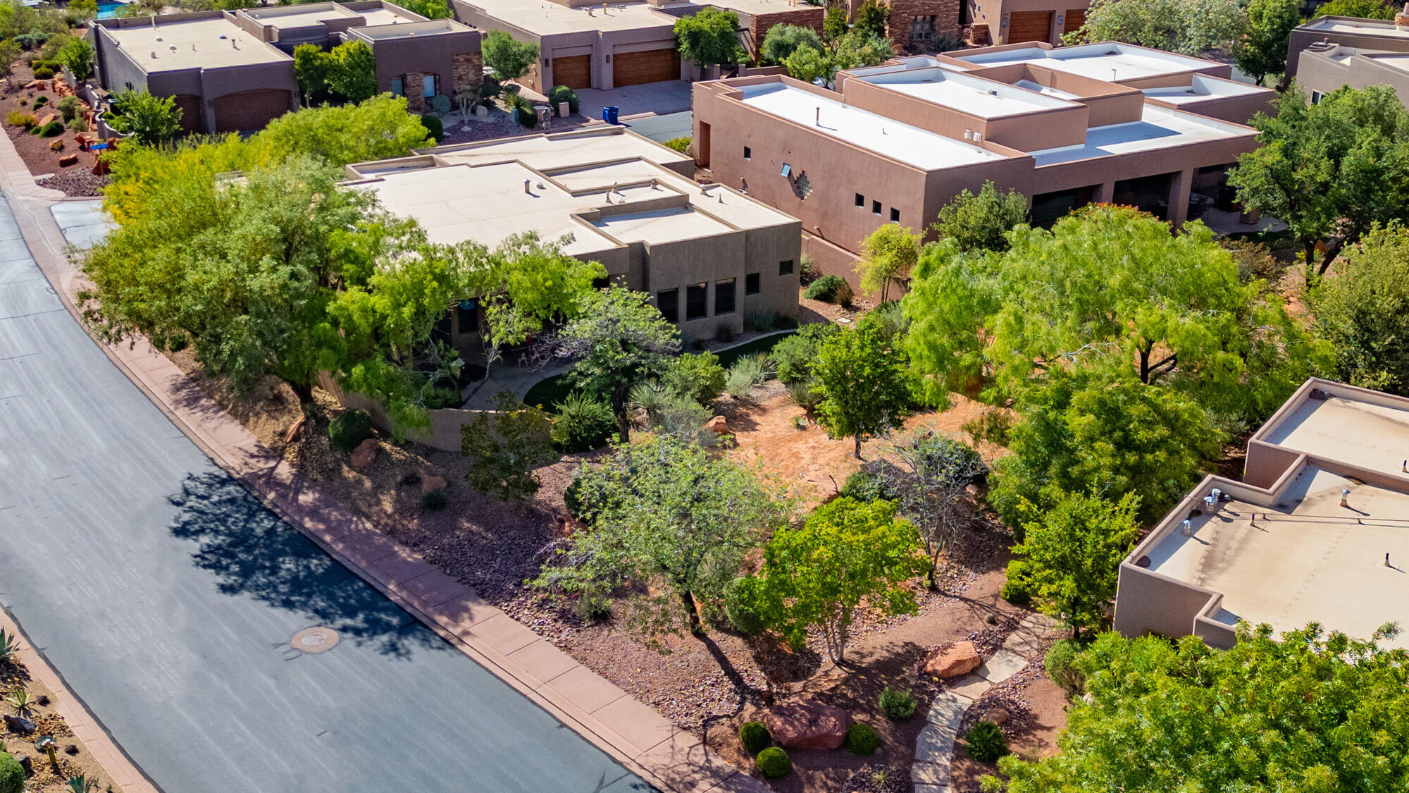 CLIFFS OF SNOW CANYON - Residential