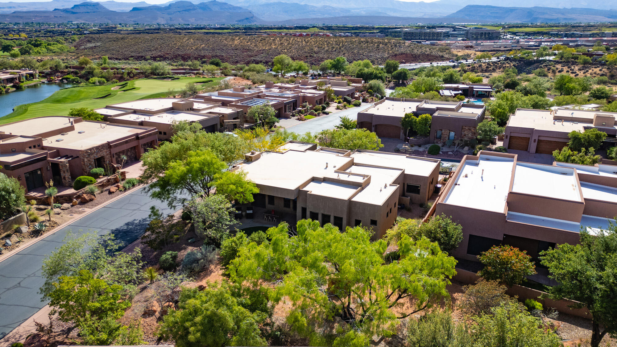 CLIFFS OF SNOW CANYON - Residential
