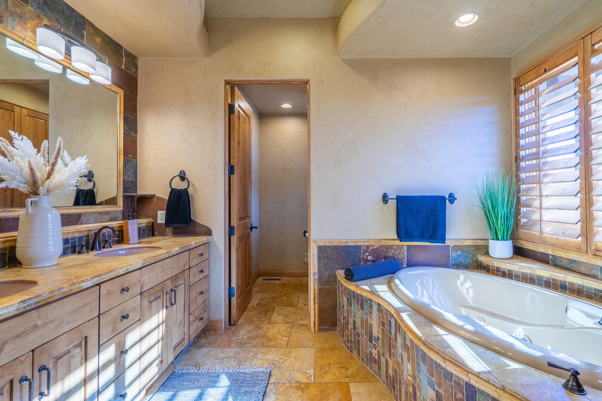 KACHINA CLIFFS AT ENTRADA - Residential