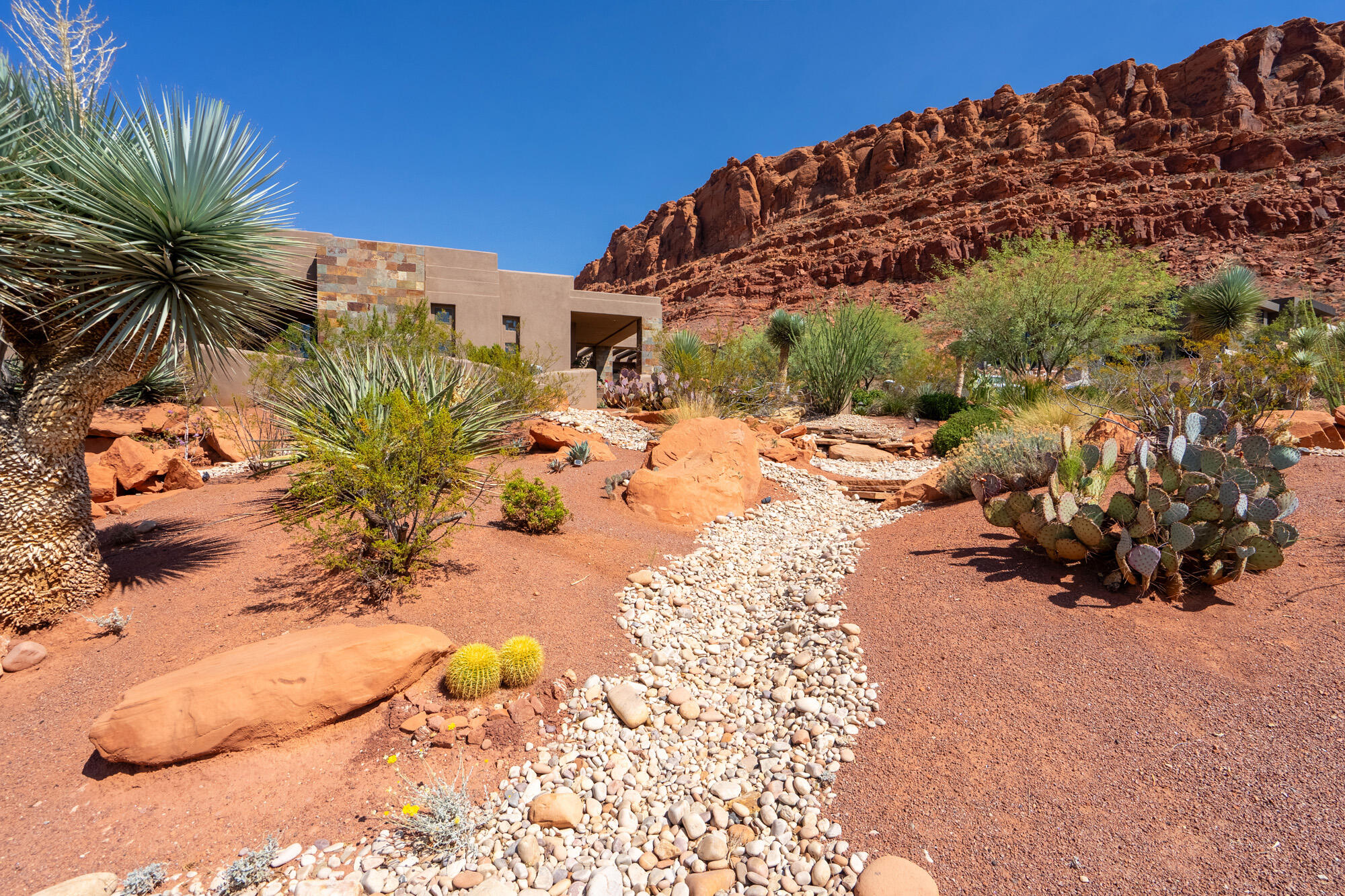 KACHINA CLIFFS AT ENTRADA - Residential