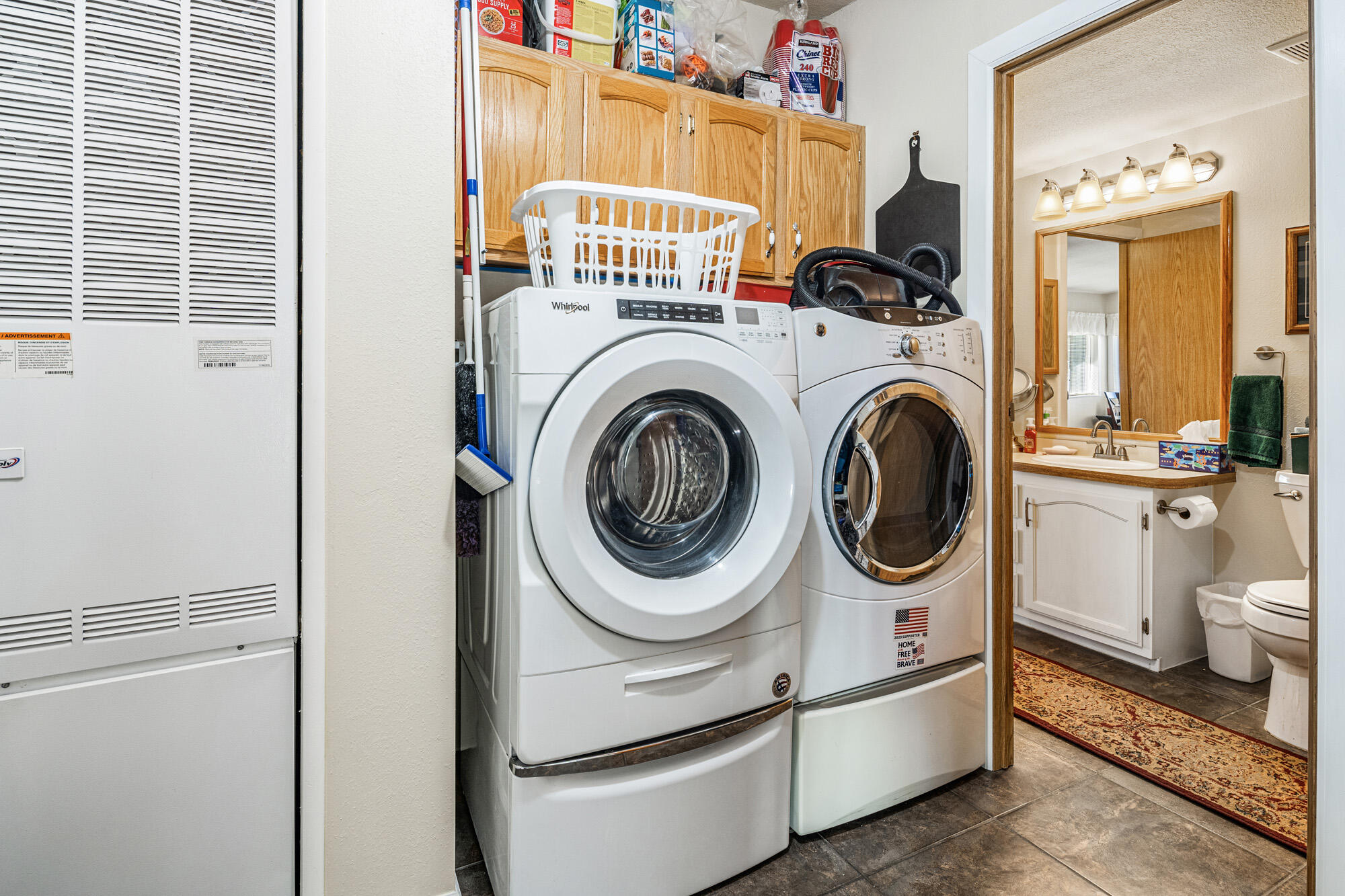 LAVA BLUFF MOBILE HOME PARK - Residential