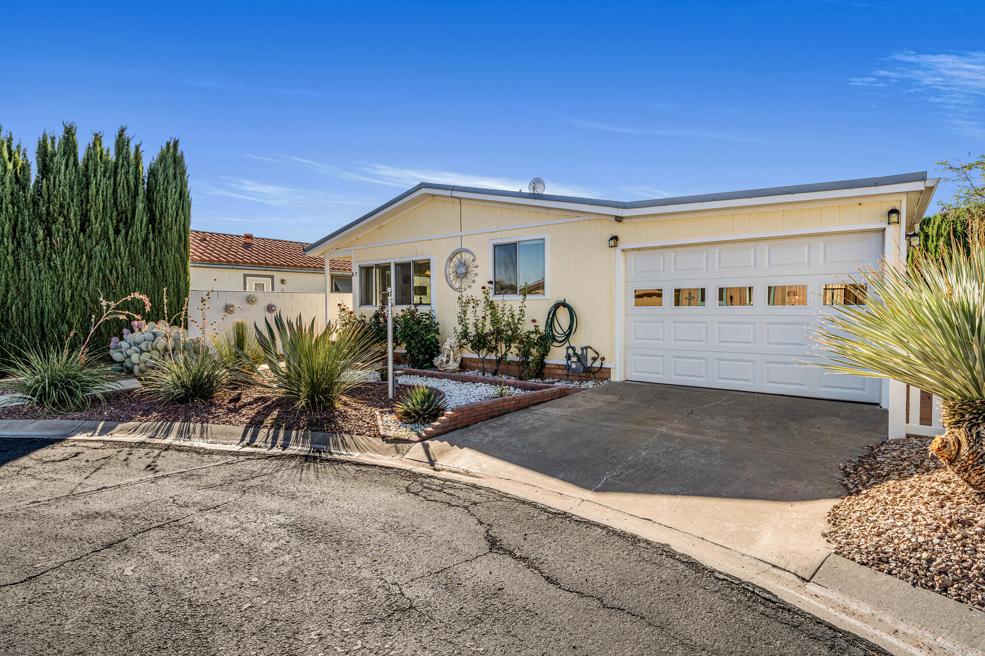 LAVA BLUFF MOBILE HOME PARK - Residential