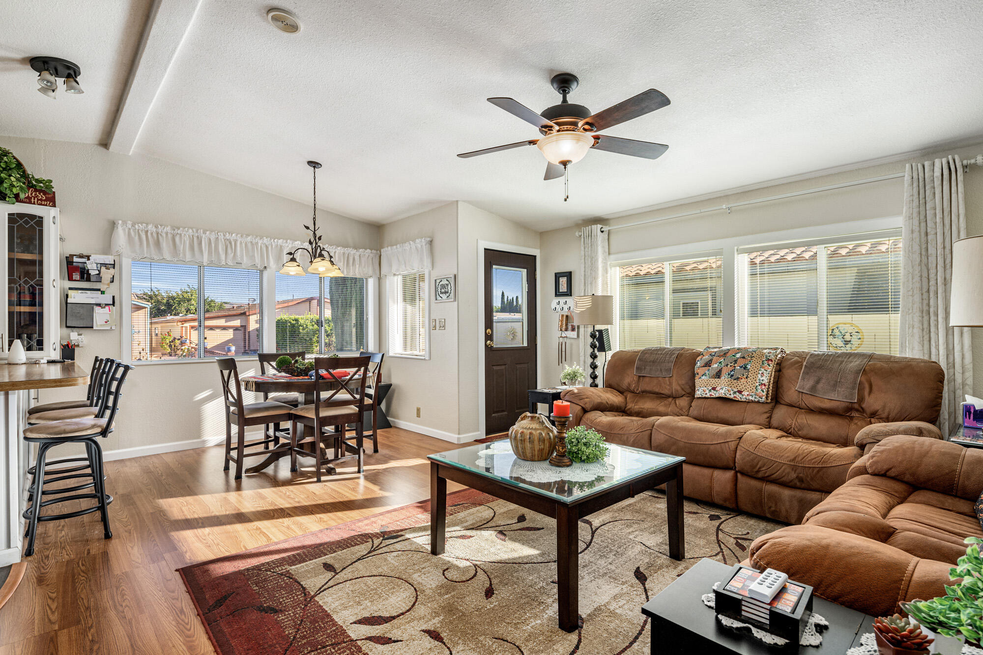 LAVA BLUFF MOBILE HOME PARK - Residential