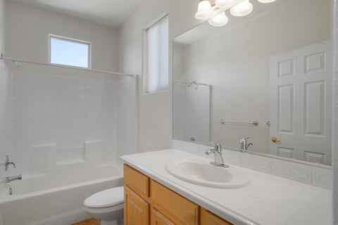 Tiny photo for 2196 N Silverstone Way, Washington, UT 84780 (MLS # 26-274748)