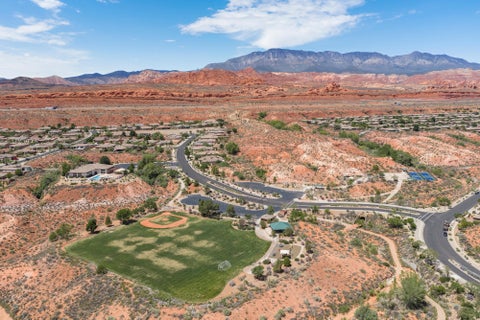 Tiny photo for 2196 N Silverstone Way, Washington, UT 84780 (MLS # 26-274748)