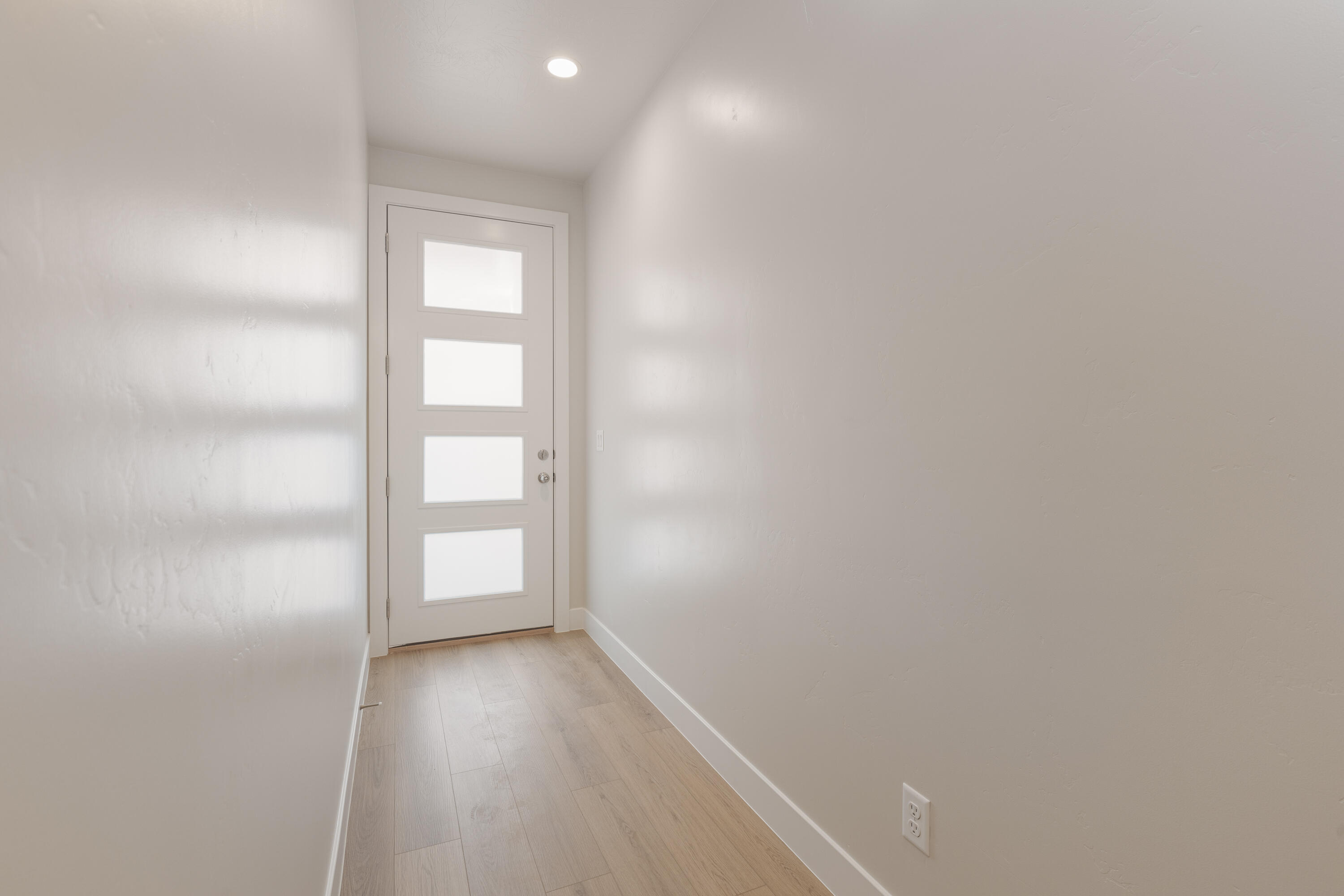 HURRICANE VILLAGE - Residential