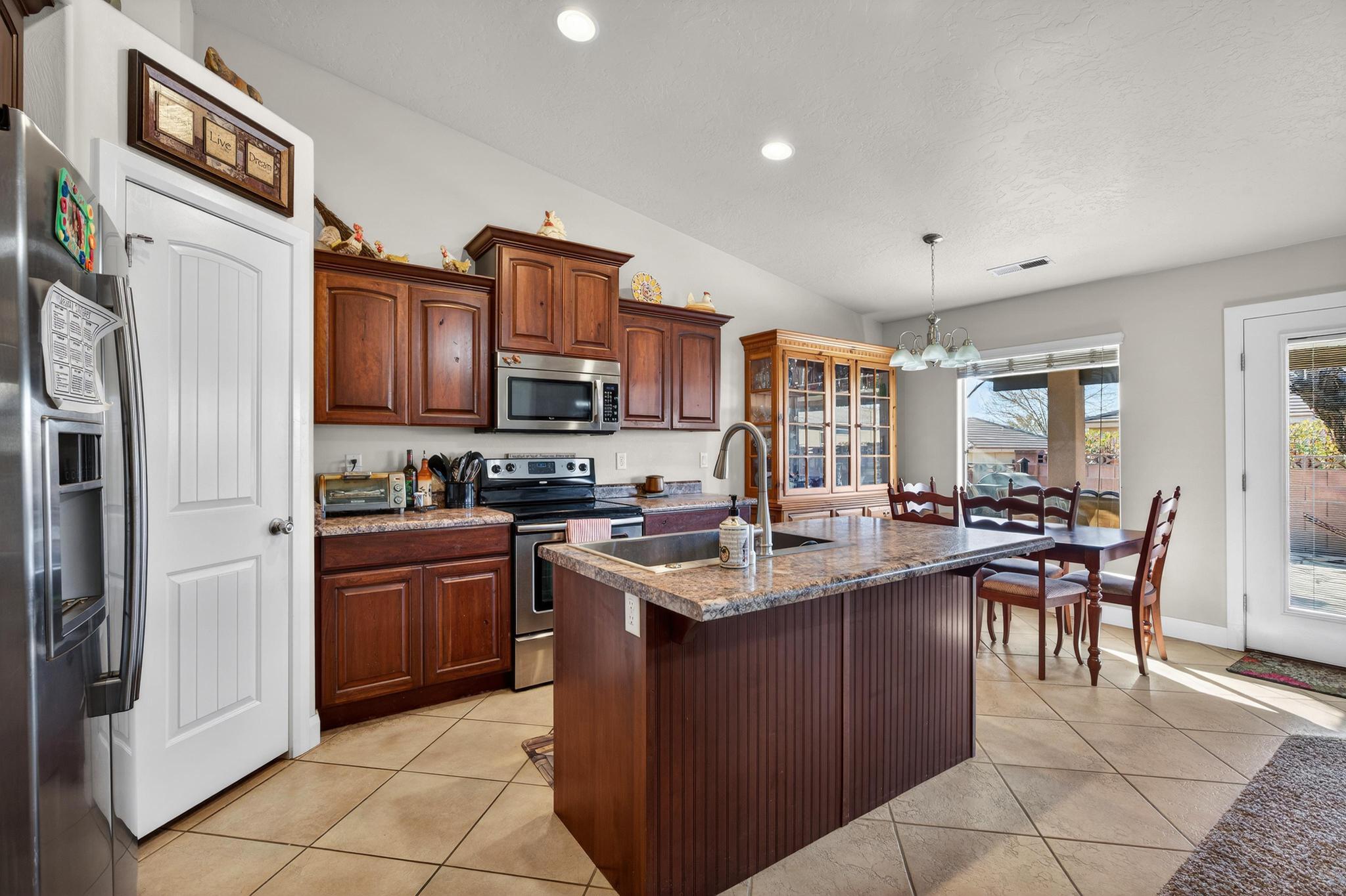 NEW WARM SPRINGS - Residential