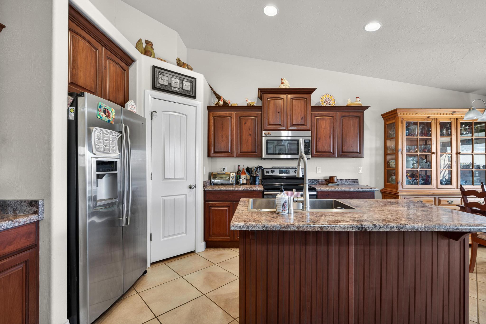 NEW WARM SPRINGS - Residential