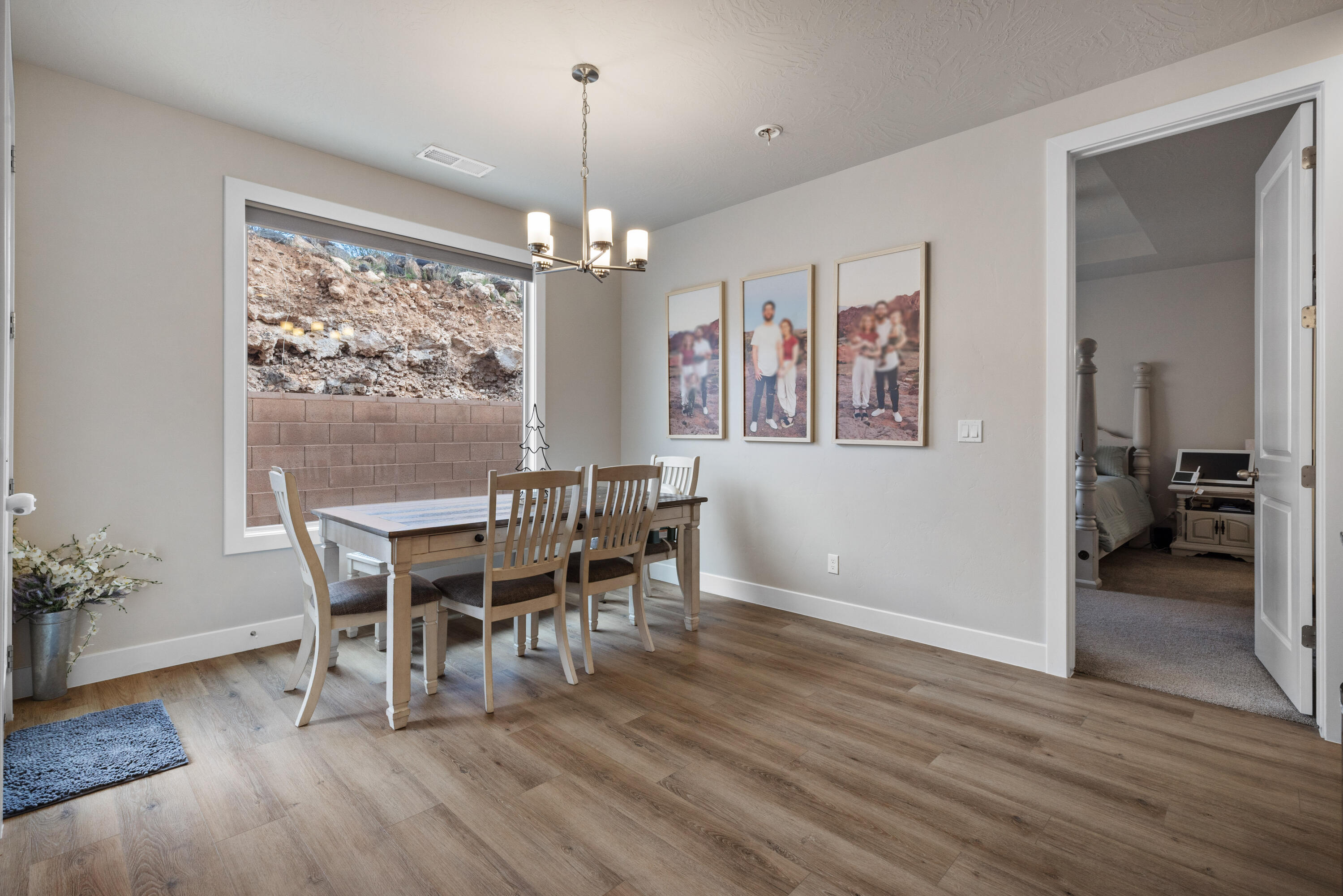 PAINTED SANDS - Residential