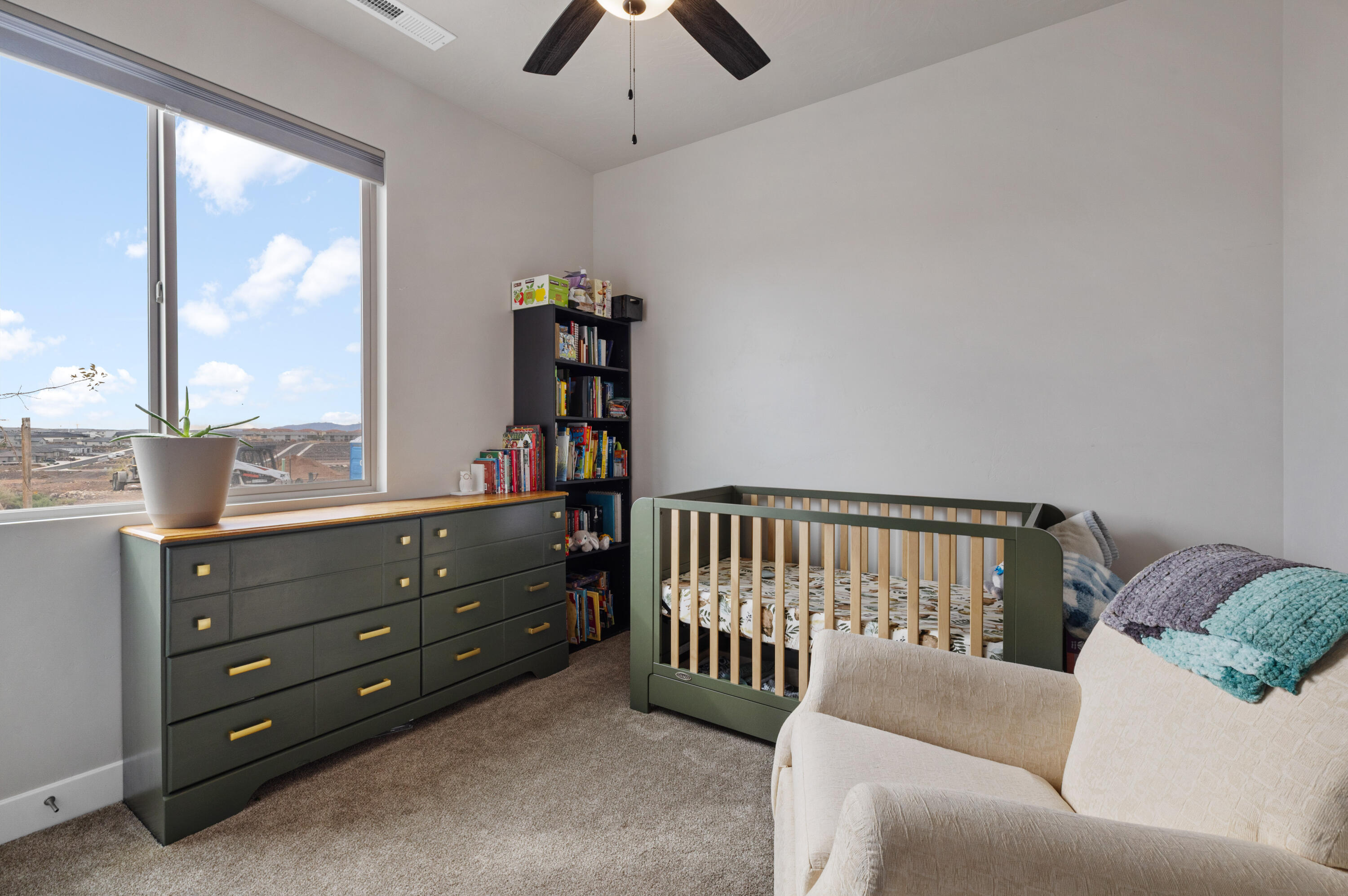 PAINTED SANDS - Residential