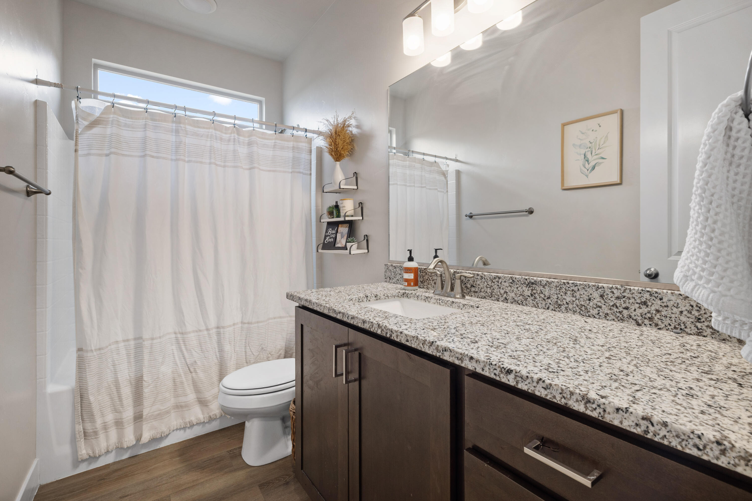 PAINTED SANDS - Residential